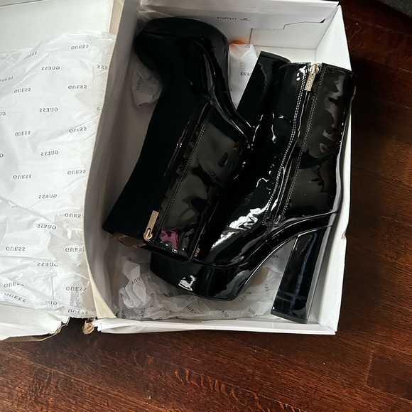 Black patent leather guess boots